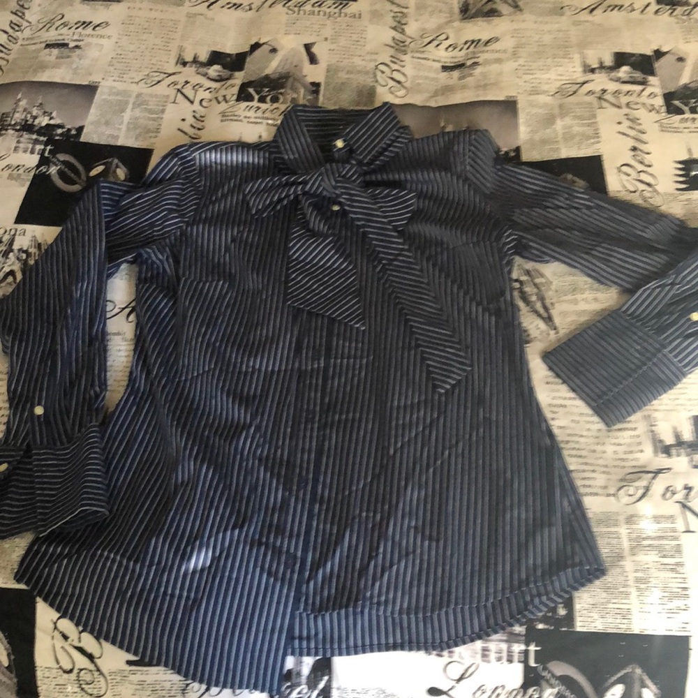Tie Shirt